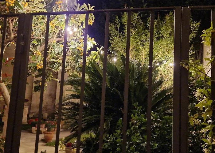 Al Centro Di Lecce Appartamento Le Due Rose-Con Patio Privato