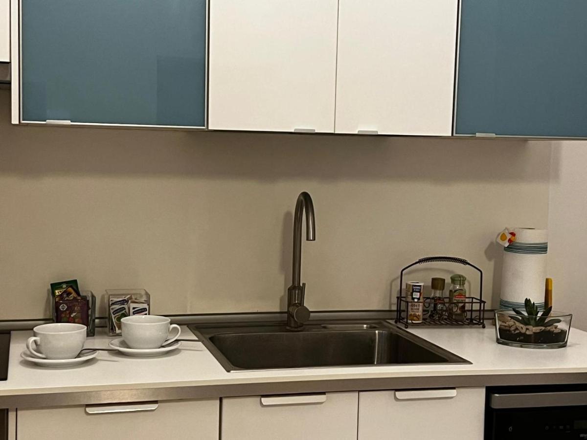 Al Centro Di Le Due Rose-con Patio Privato Apartamento Lecce