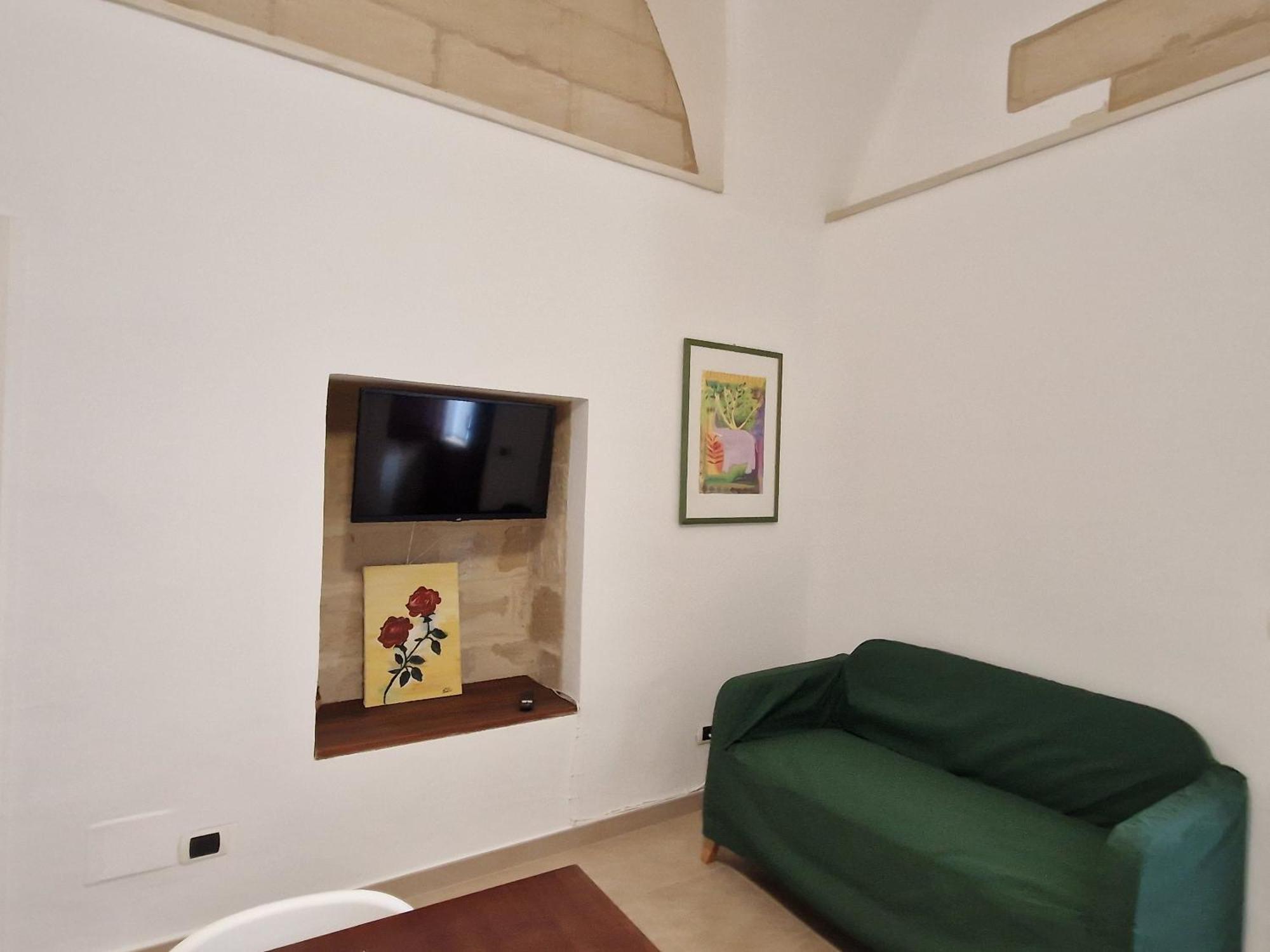 Apartamento Al Centro Di Le Due Rose-con Patio Privato Lecce