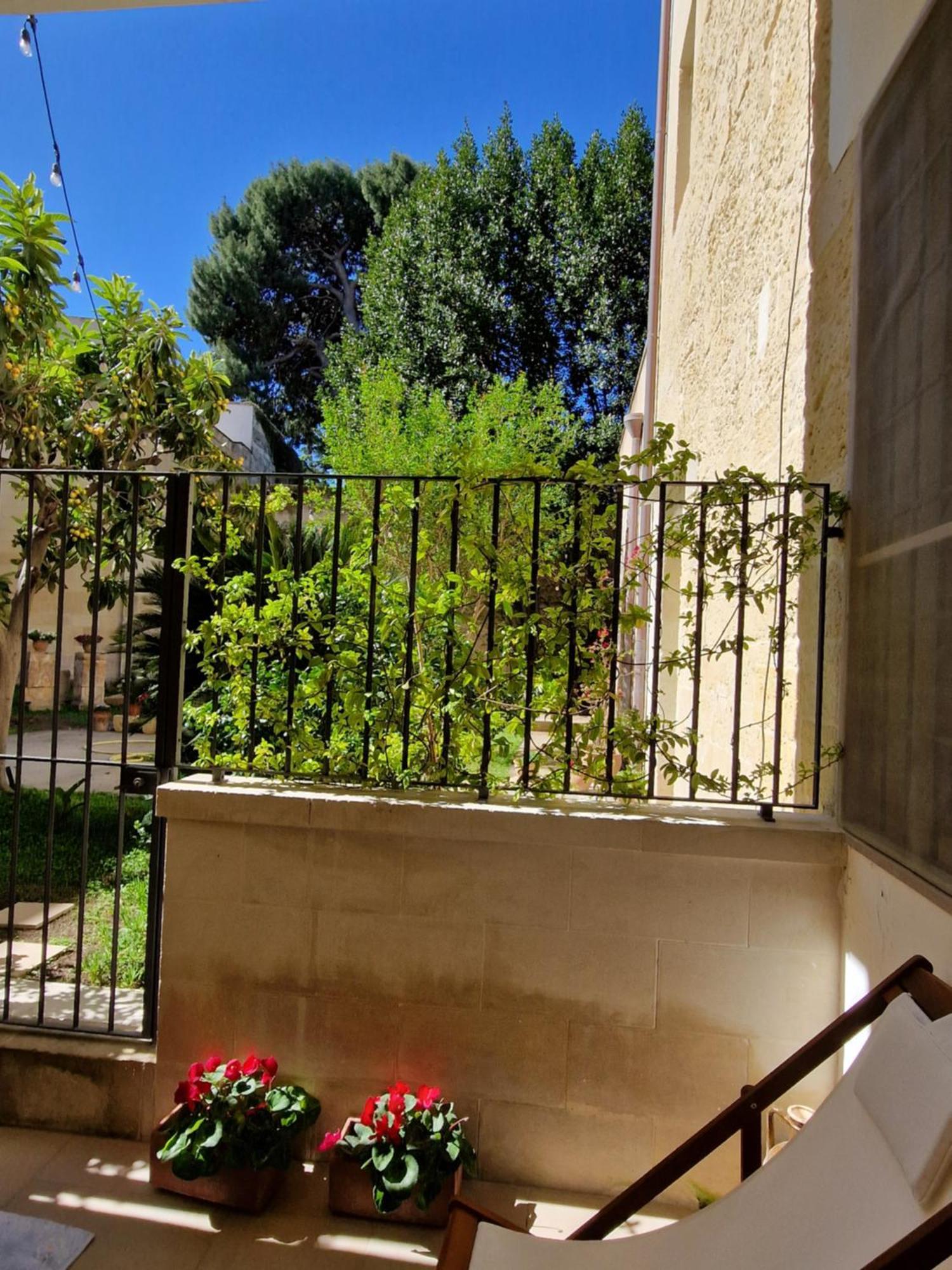 Al Centro Di Le Due Rose-con Patio Privato Lecce