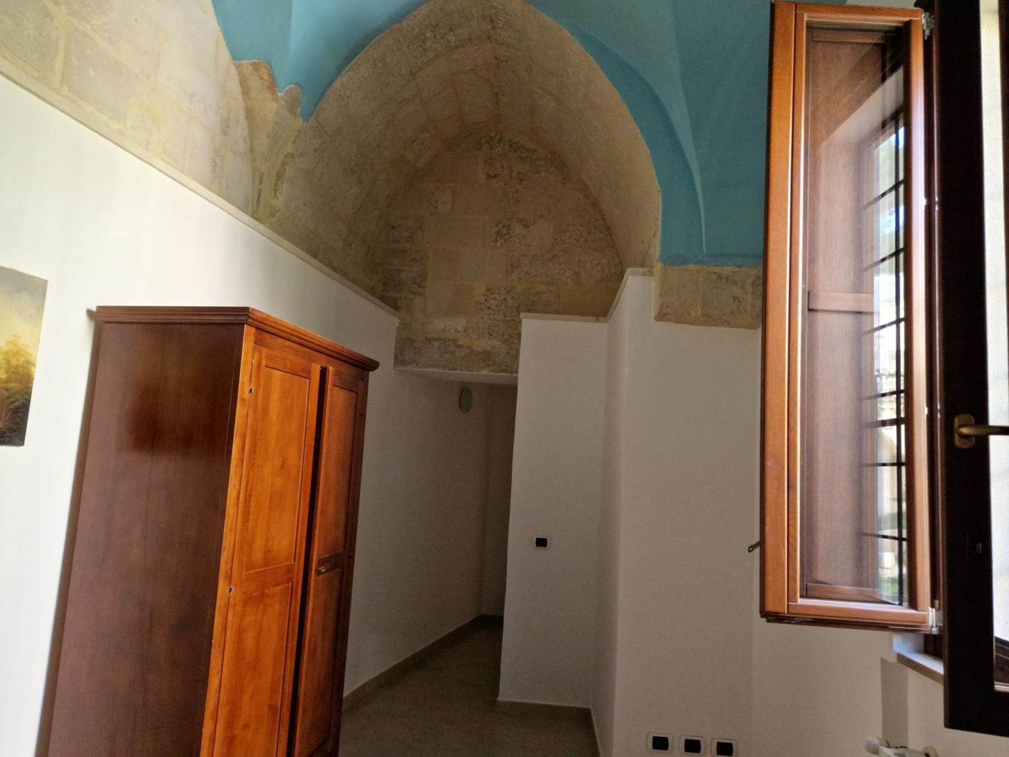 Apartment Al Centro Di Le Due Rose-con Patio Privato